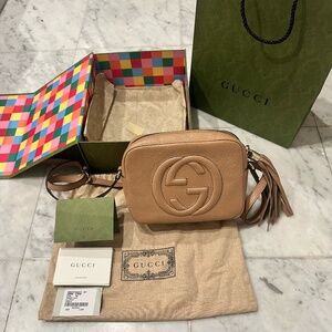 Authentic Gucci Soho Disco Bag Camelia